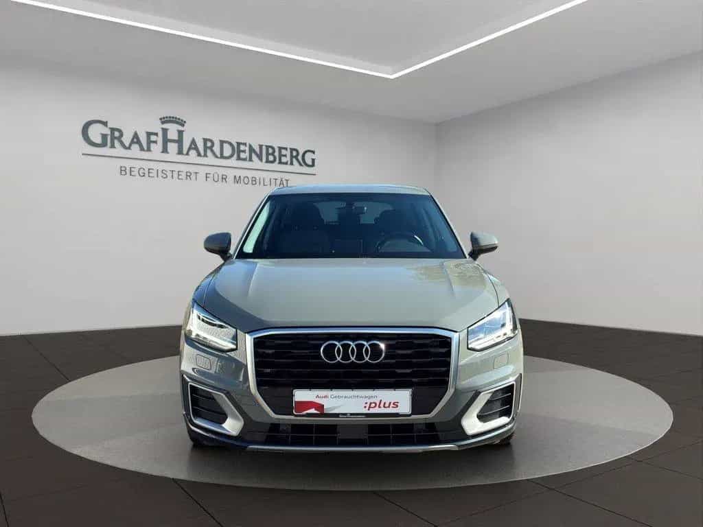 Audi Q2 35 TFSI S tronic Design LED GRA Navi 01/2020-photo-8