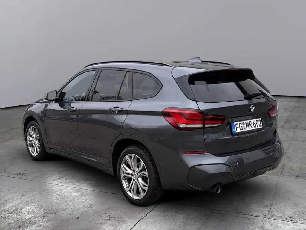 BMW X1 sDrive 18 i M Sport/ 18 Zoll/ TOP 05/2020-photo-1