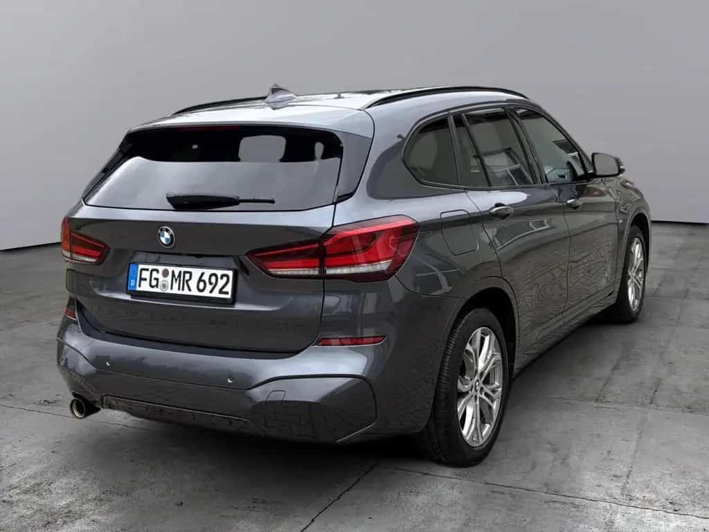 BMW X1 sDrive 18 i M Sport/ 18 Zoll/ TOP 05/2020-photo-3