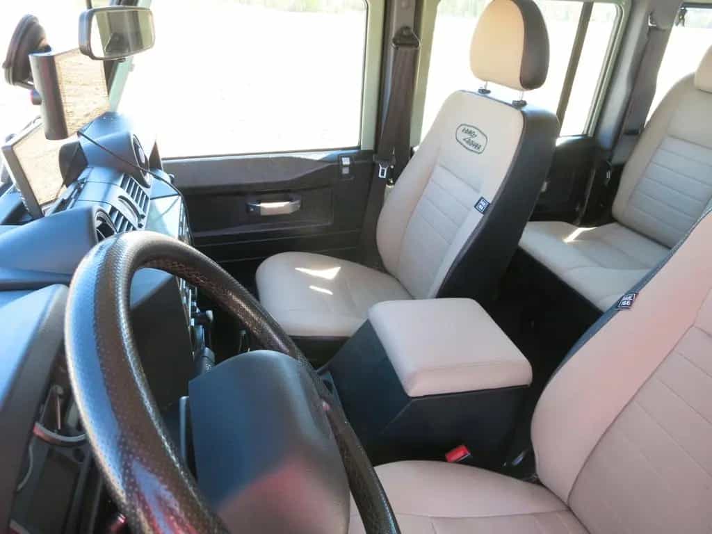 Land Rover Defender 110 Heritage 12/2015-photo-7