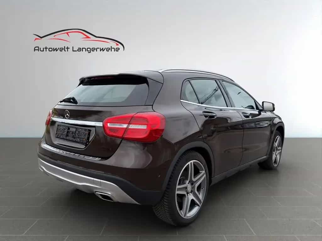 Mercedes-Benz GLA 200 *Urban*Navi*PDC*SHZ*Xenon*8-Fach*2.Hand* 07/2016-photo-3