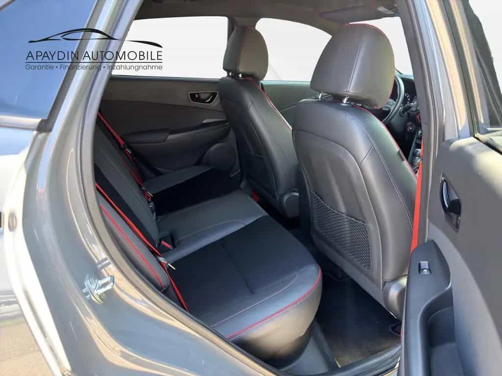 Hyundai KONA Style 2WD 1.6 TGDI Aut. NAVI/LHZ/SHZ/1.HAND 09/2019-photo-13