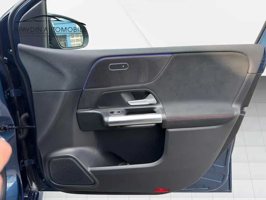 Mercedes-Benz B 180 AMG-Line Aut. LED/NAVI/AMBIENTE/TWA/NIGHT 07/2019-photo-39
