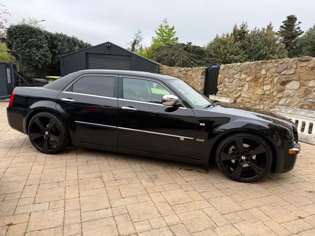 Chrysler 300C +Leder+Navi+SSD+Xenon+22 Zoll+top Optik+WPC+ 08/2010-photo-4