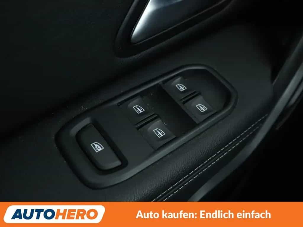 Dacia Duster 1.5 Blue dCi Prestige 4x4 *NAVI*CAM*SHZ* 08/2021-photo-24