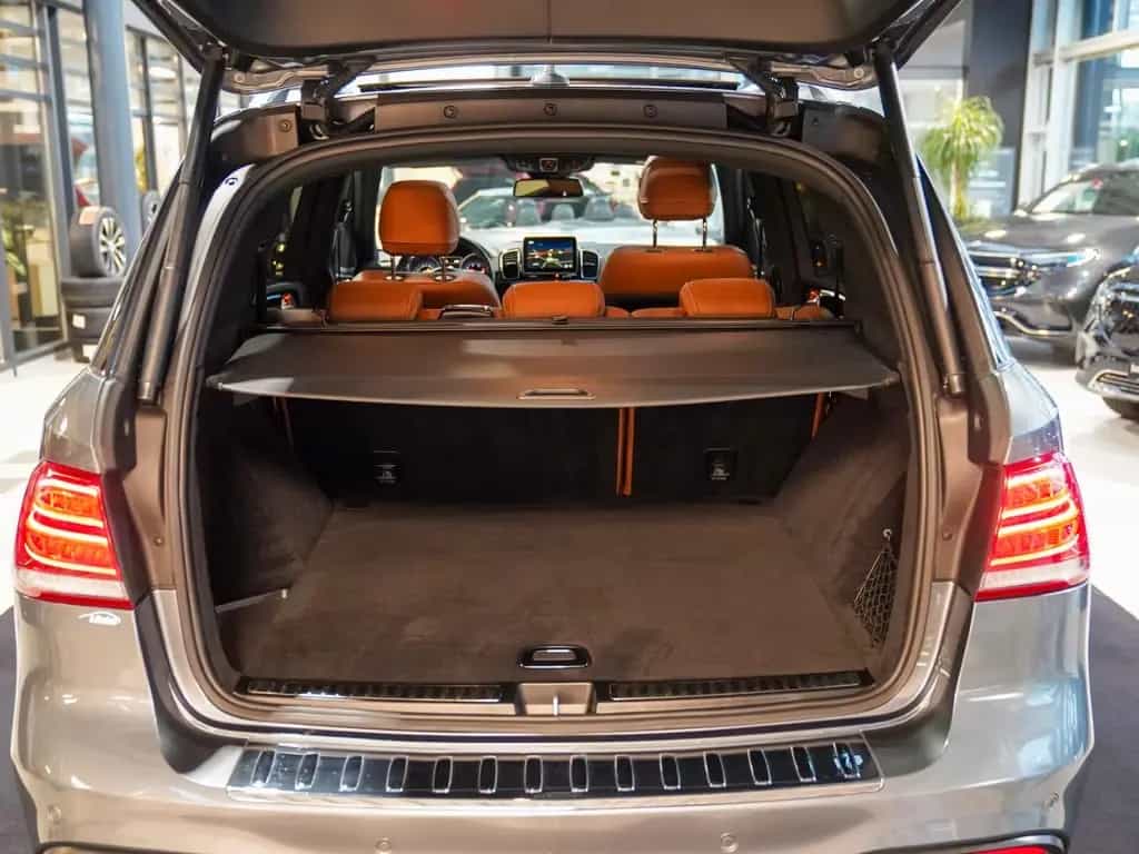 Mercedes-Benz GLE-Class 400 4M AMG Line Pano AIRMATIC 360° COMAND 03/2018-photo-5