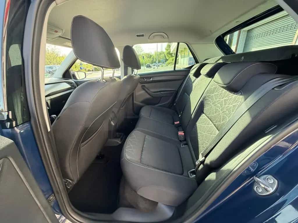 Skoda Fabia Clever AUTOMATIK/KLIMA/NAVI/1HAND 02/2018-photo-15