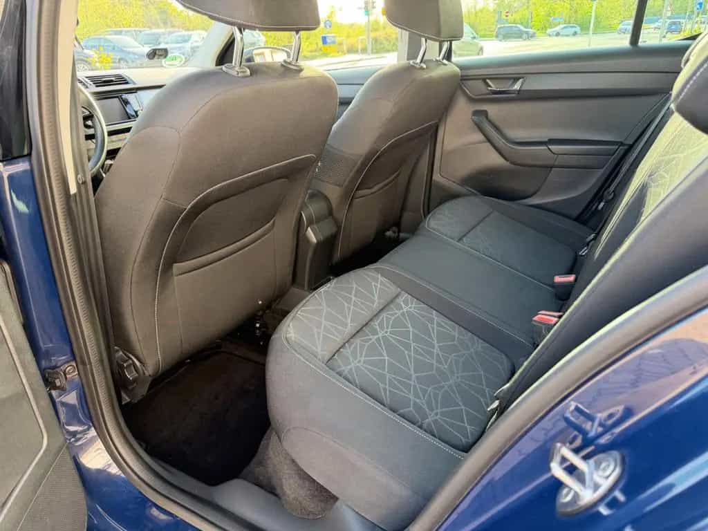 Skoda Fabia Clever AUTOMATIK/KLIMA/NAVI/1HAND 02/2018-photo-16