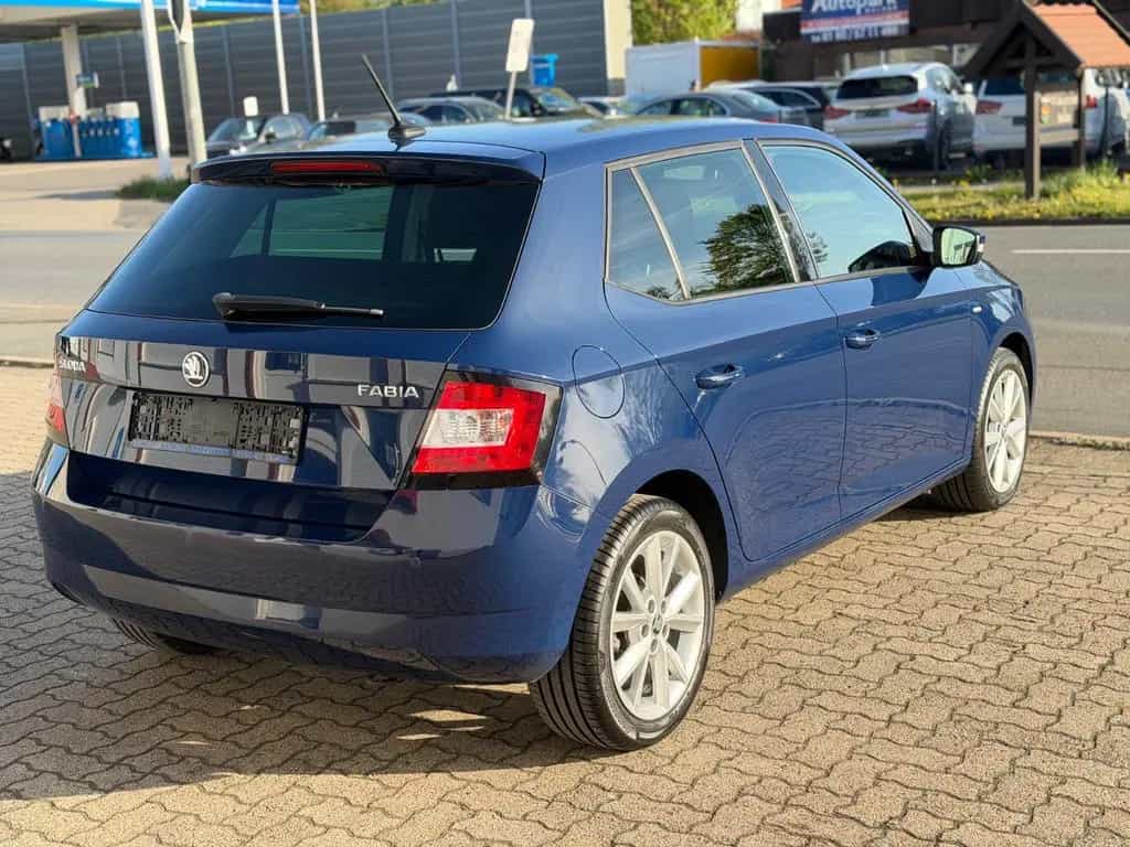 Skoda Fabia Clever AUTOMATIK/KLIMA/NAVI/1HAND 02/2018-photo-5