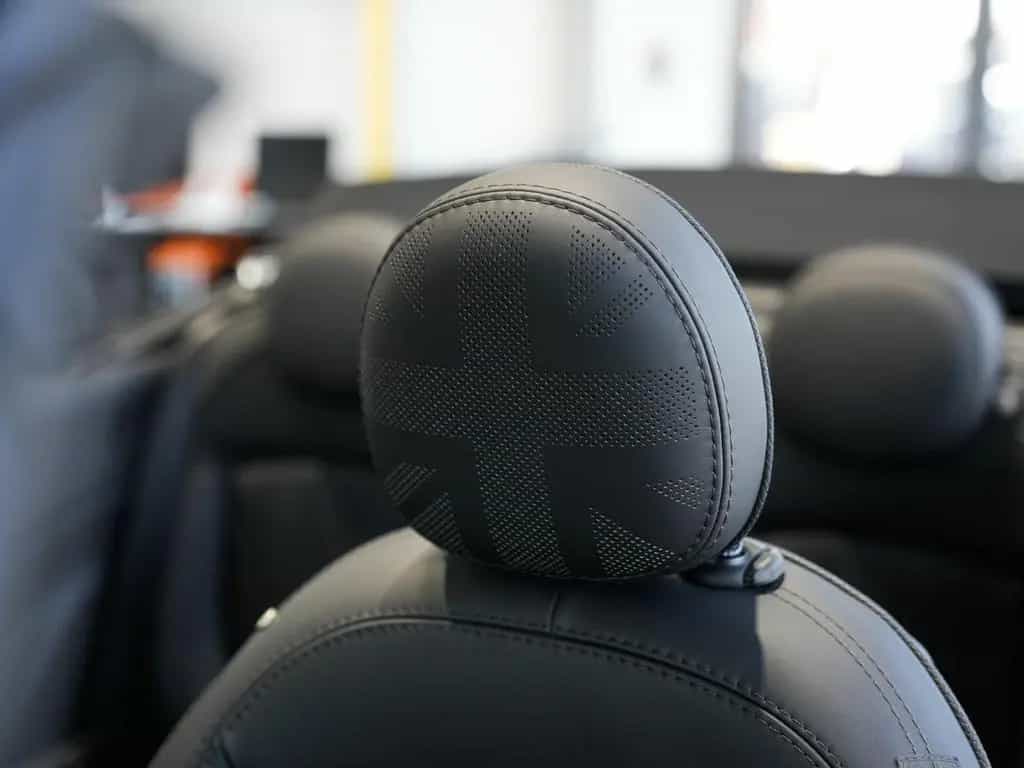 MINI Cooper Cabrio John Cooper Works JCW Leder 03/2023-photo-11