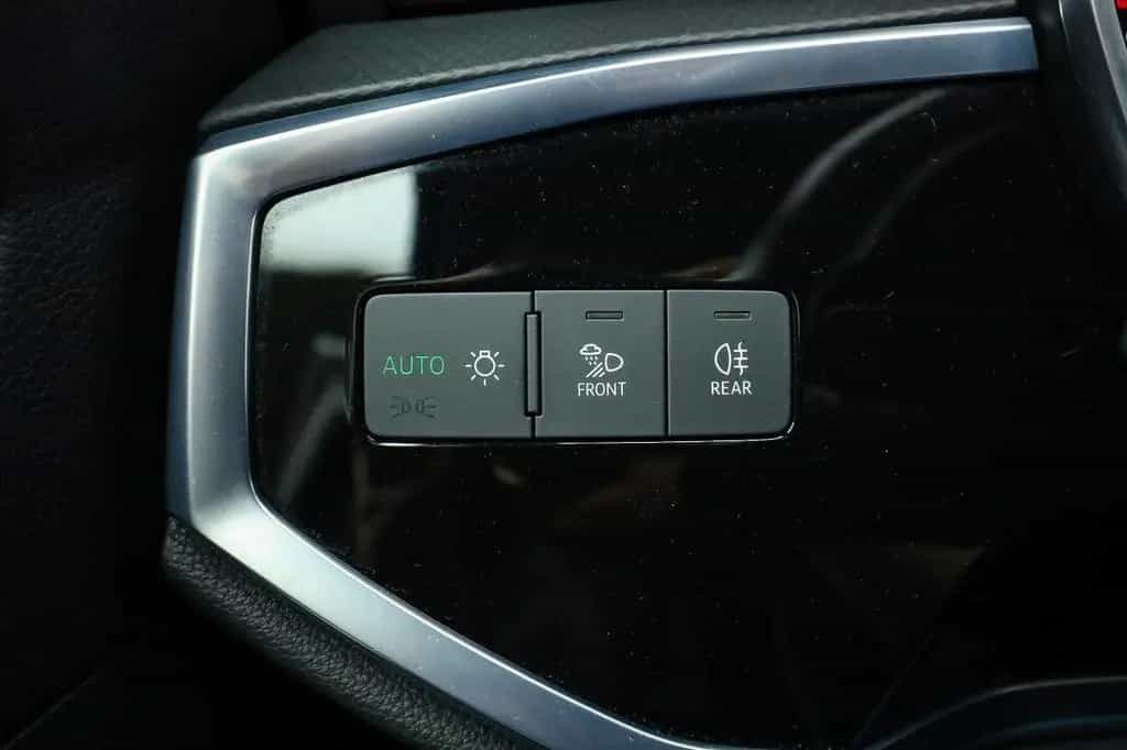 Audi Q3 S line 35 TFSI Navi, LED, PDC, SHZ, Interface 04/2022-photo-16