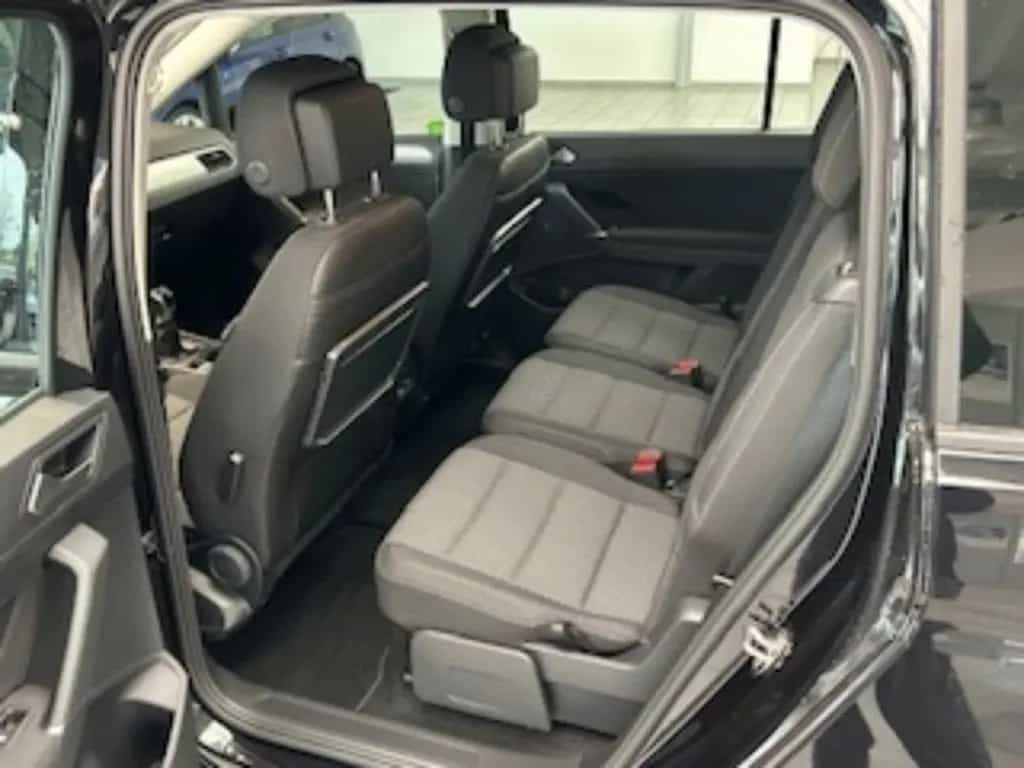 Volkswagen Touran Comfortline 1.5 TSI LED, Sitzheizung 04/2024-photo-24