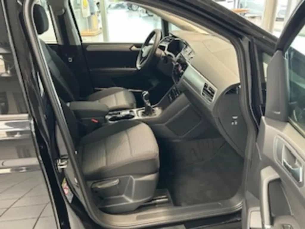Volkswagen Touran Comfortline 1.5 TSI LED, Sitzheizung 04/2024-photo-26