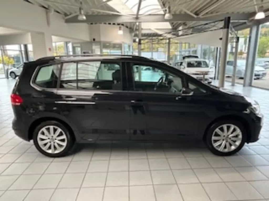Volkswagen Touran Comfortline 1.5 TSI LED, Sitzheizung 04/2024-photo-4