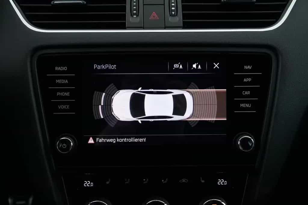 Skoda Octavia RS 2.0TSI VOLL-LED+CANTON+SITZHZG+NAVI 05/2017-photo-23