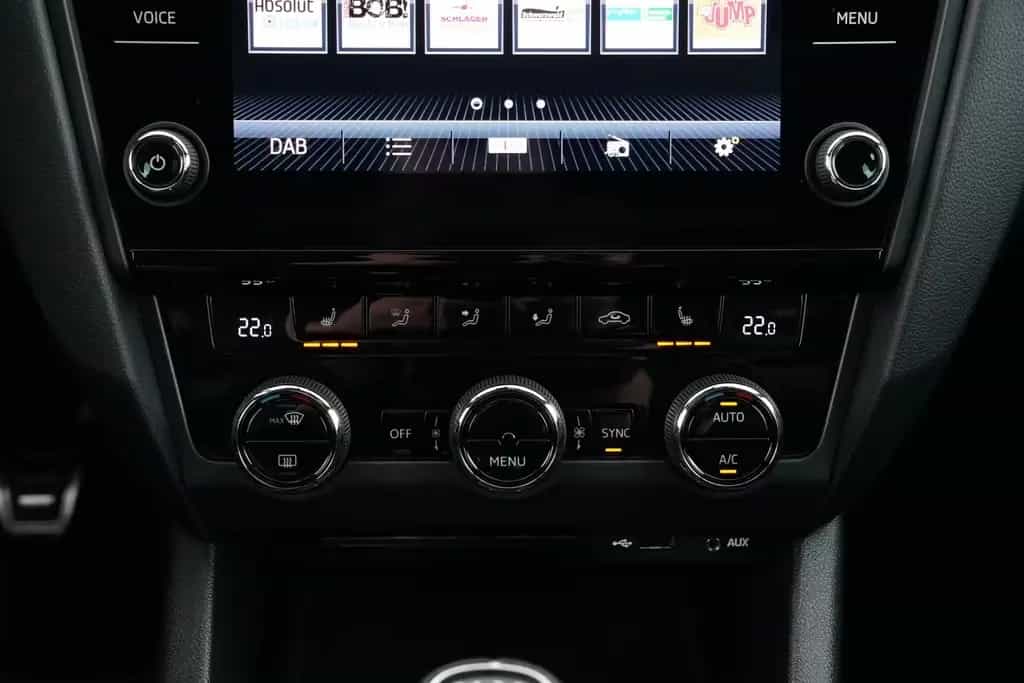 Skoda Octavia RS 2.0TSI VOLL-LED+CANTON+SITZHZG+NAVI 05/2017-photo-24