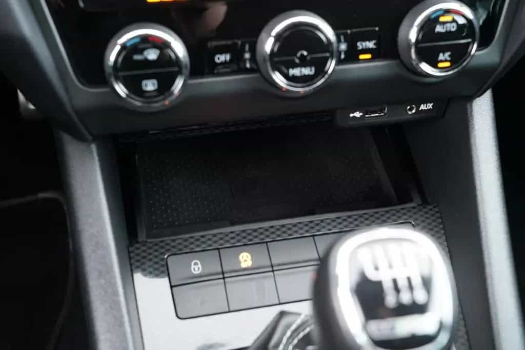 Skoda Octavia RS 2.0TSI VOLL-LED+CANTON+SITZHZG+NAVI 05/2017-photo-25