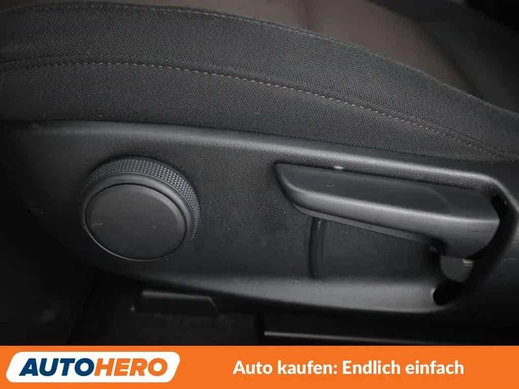 Mazda 3 2.0 Skyactiv-G Mild-Hybrid Selection Aut.*NAVI 10/2021-photo-29