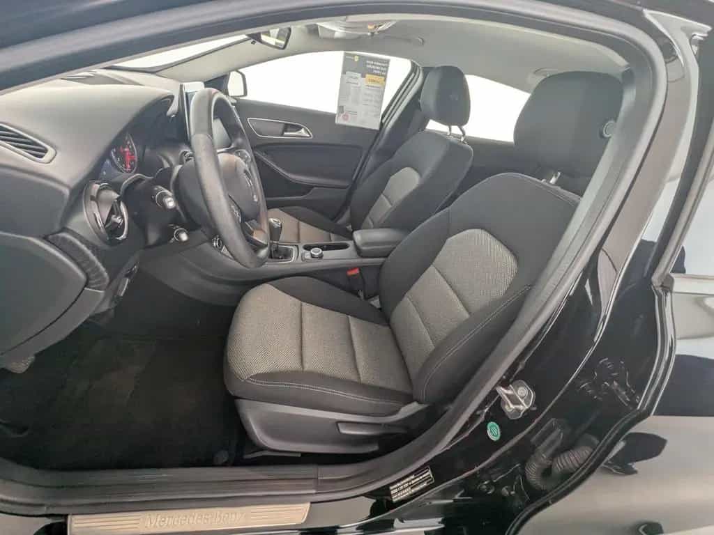 Mercedes-Benz GLA 180 (EURO 6d-TEMP) NAVI+RFK+SHZ+TEMP+ 10/2018-photo-14