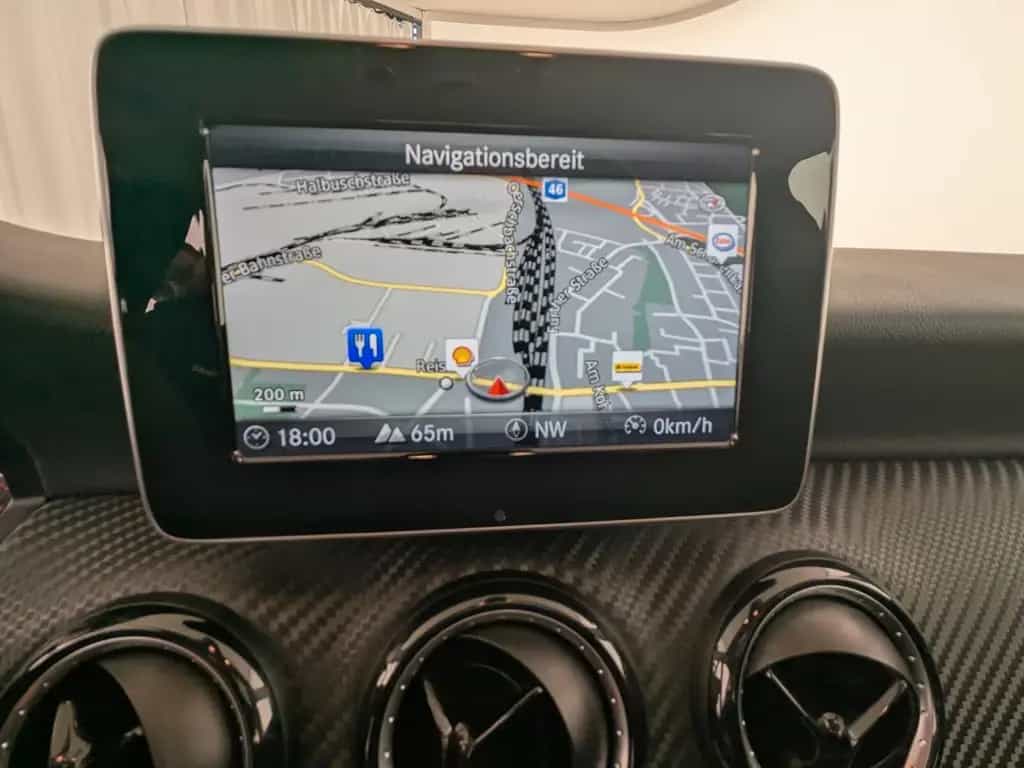 Mercedes-Benz GLA 180 (EURO 6d-TEMP) NAVI+RFK+SHZ+TEMP+ 10/2018-photo-18