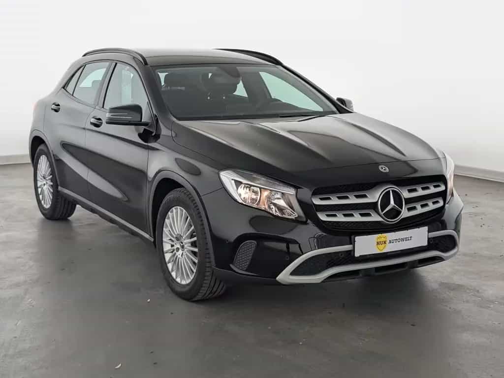 Mercedes-Benz GLA 180 (EURO 6d-TEMP) NAVI+RFK+SHZ+TEMP+ 10/2018-photo-4