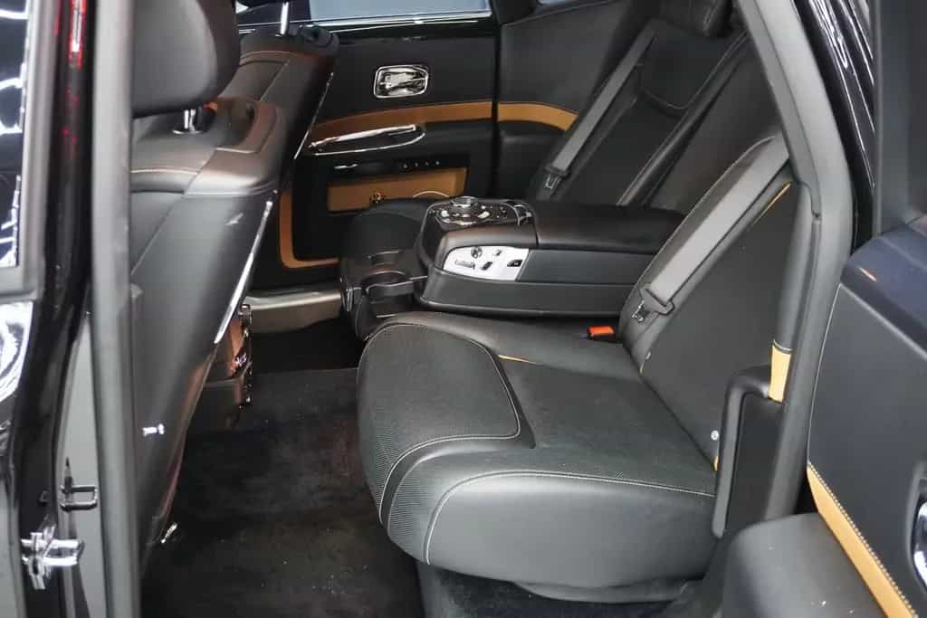 Rolls-Royce Ghost 04/2019-photo-23
