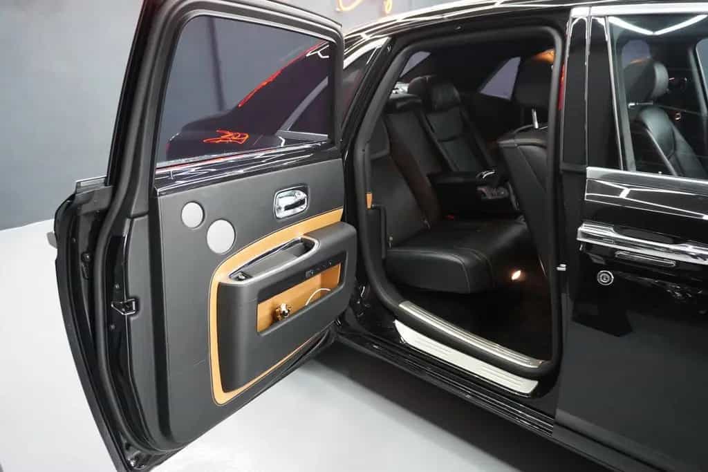 Rolls-Royce Ghost 04/2019-photo-31
