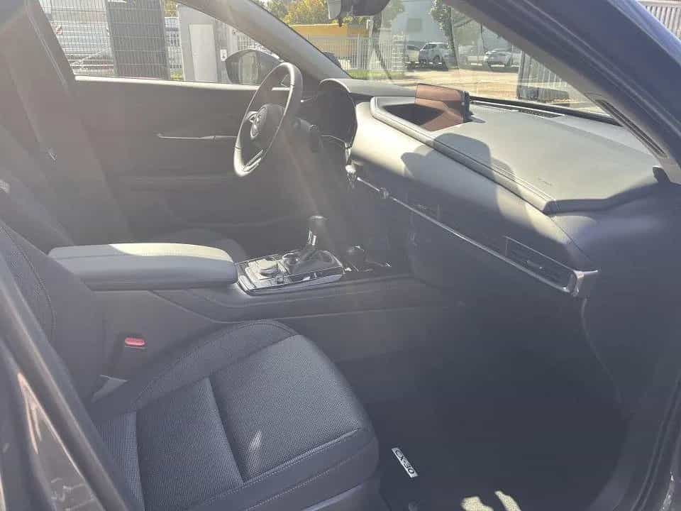 Mazda CX-30 5WGN 2.5L e-SKYACTIV G 140ps 6MT FWD Prime 10/2025-photo-6