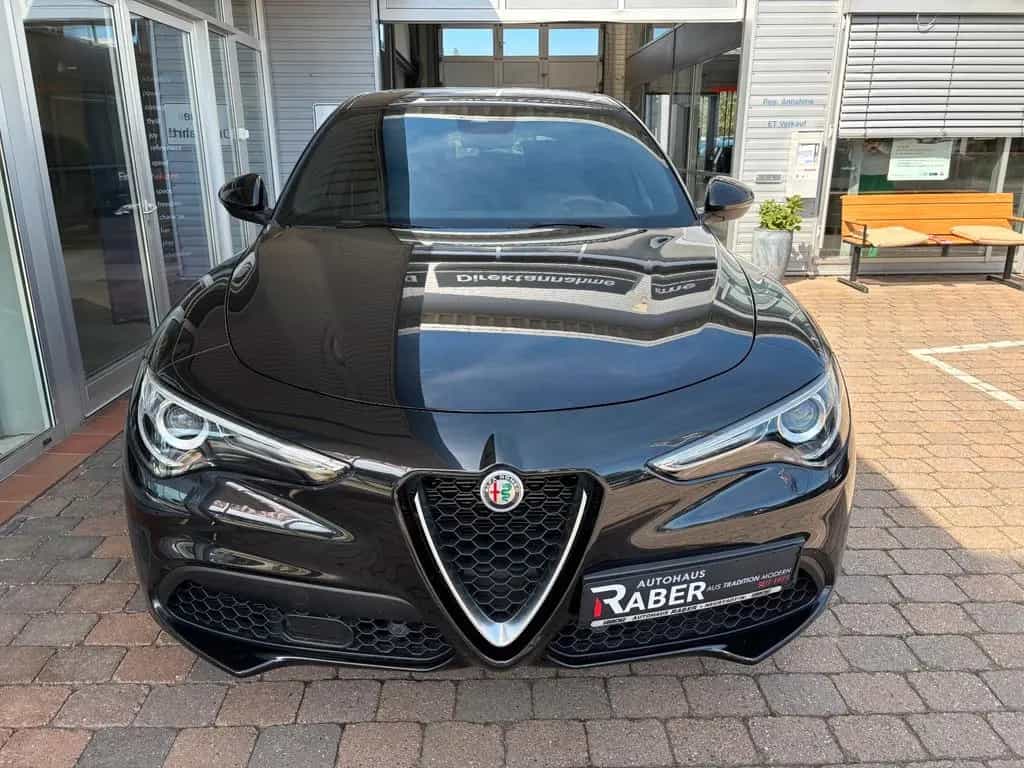 Alfa Romeo Stelvio Super Q4 280 PS *Navi* 09/2019-photo-1