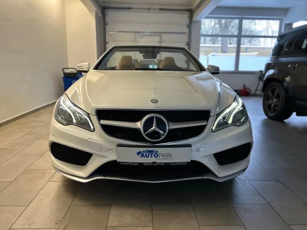 Mercedes-Benz E 300 Cabrio *AMG-Line* BlueEfficiency 08/2013-photo-1