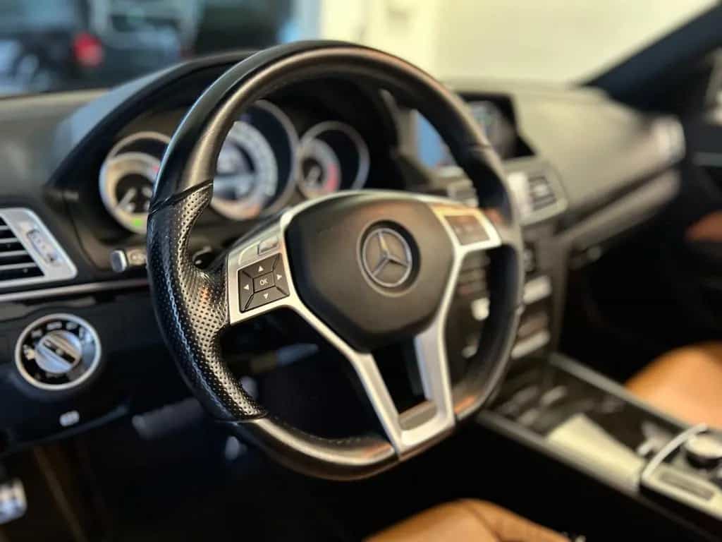 Mercedes-Benz E 300 Cabrio *AMG-Line* BlueEfficiency 08/2013-photo-13