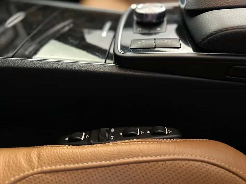 Mercedes-Benz E 300 Cabrio *AMG-Line* BlueEfficiency 08/2013-photo-16