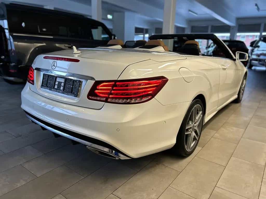 Mercedes-Benz E 300 Cabrio *AMG-Line* BlueEfficiency 08/2013-photo-2