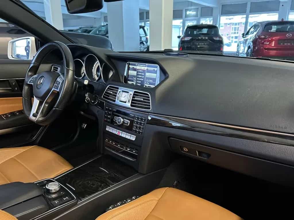 Mercedes-Benz E 300 Cabrio *AMG-Line* BlueEfficiency 08/2013-photo-5