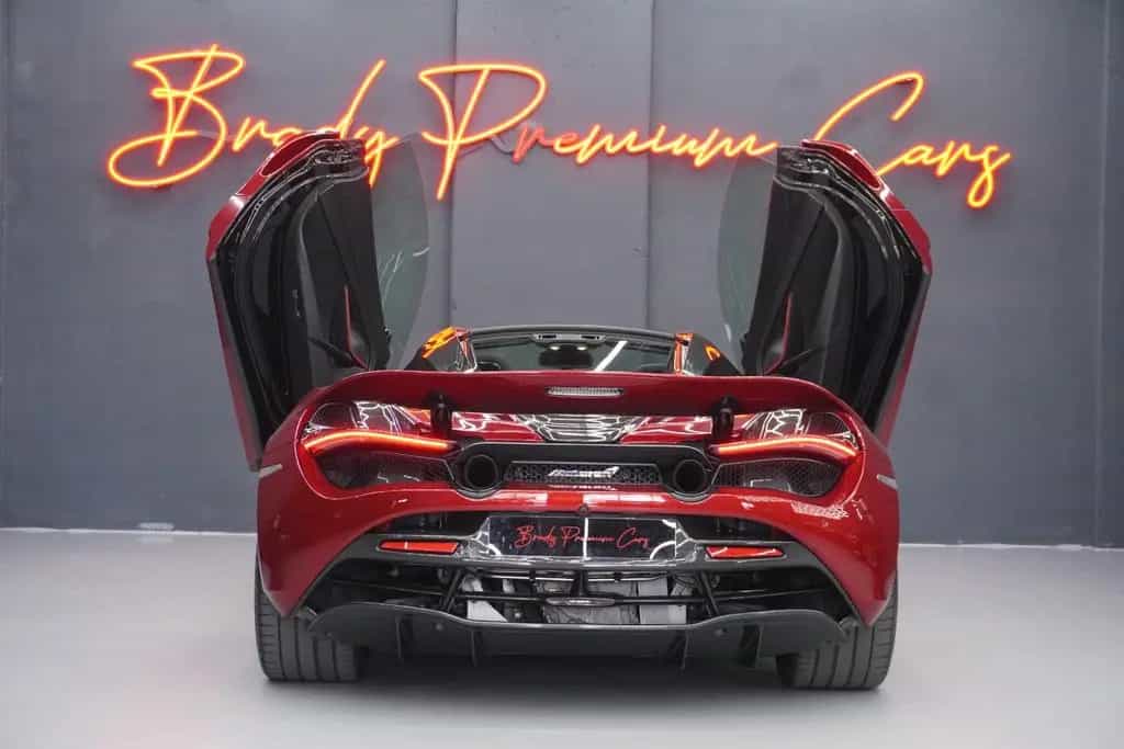 McLaren 720S 03/2019-photo-12