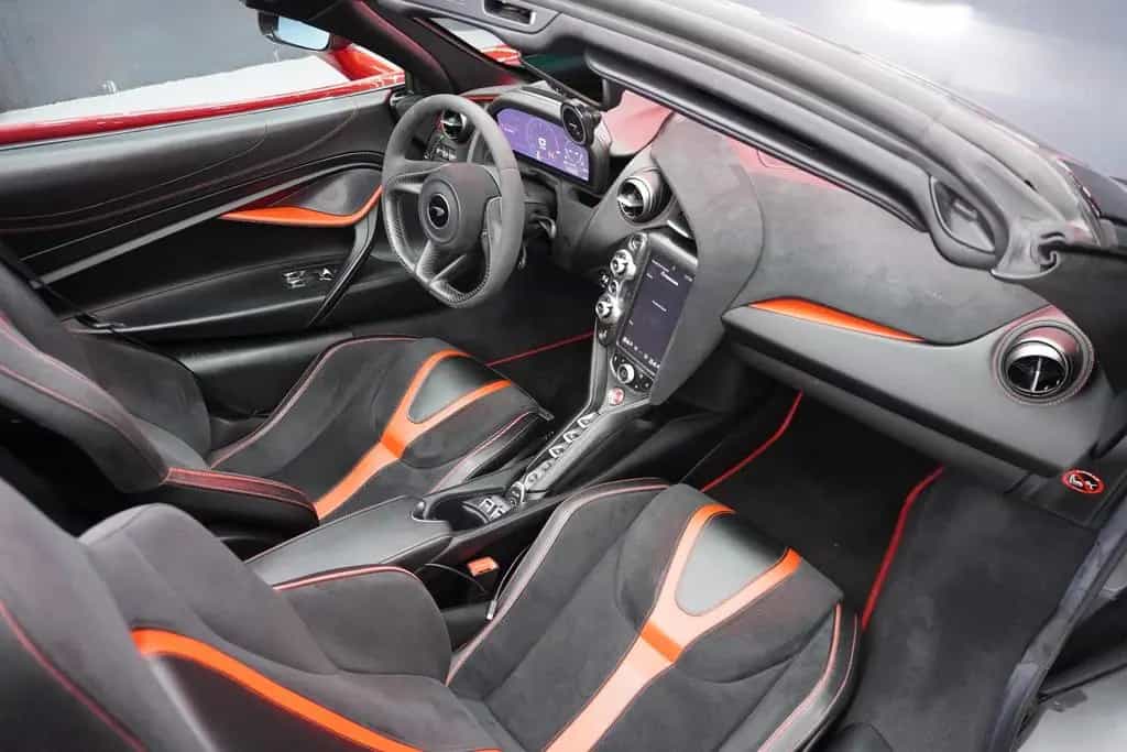McLaren 720S 03/2019-photo-16