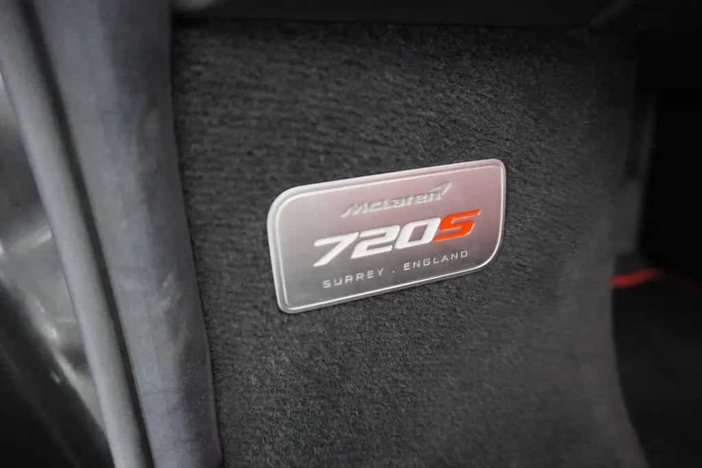 McLaren 720S 03/2019-photo-17