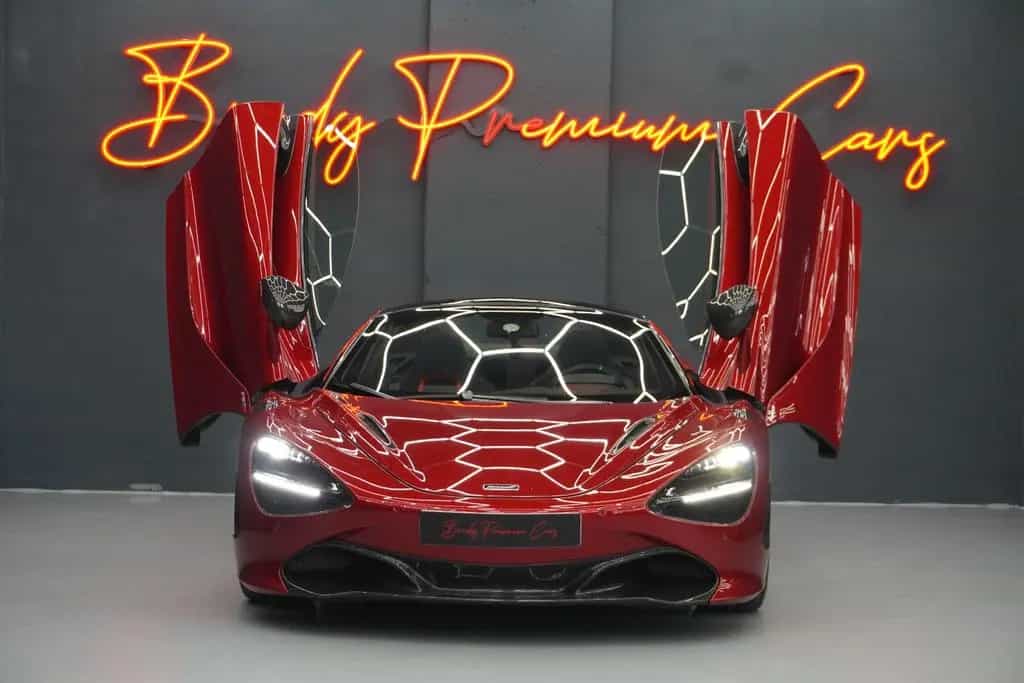 McLaren 720S 03/2019-photo-2