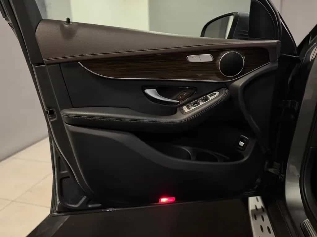 Mercedes-Benz GLC 250 d 4M 9G *LEDER BRAUN*ALLWETTERREIFEN* 10/2018-photo-11