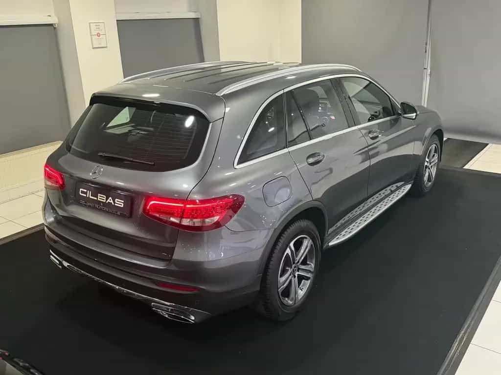 Mercedes-Benz GLC 250 d 4M 9G *LEDER BRAUN*ALLWETTERREIFEN* 10/2018-photo-3