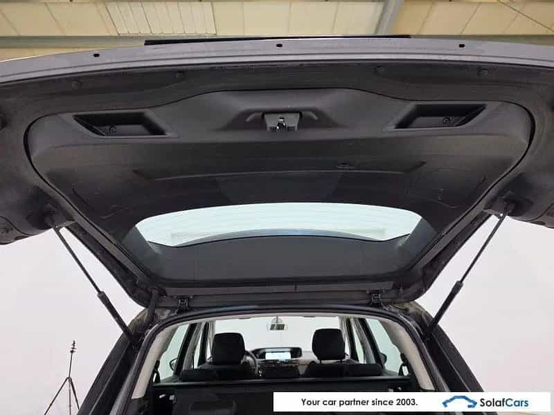Citroën Grand C4 Picasso 1.2 PureTech 7PL Virtual Navi 06/2022-photo-12