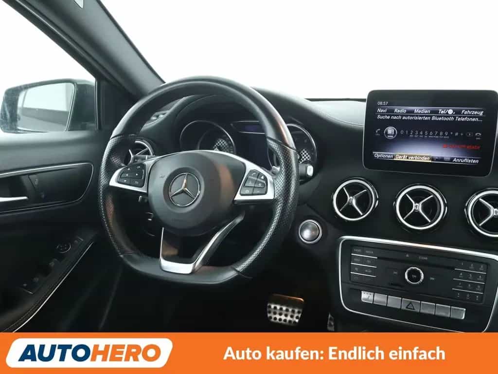 Mercedes-Benz A-Class 180 BlueEfficiency AMG Sport Aut.*NAVI*LED*PDC 01/2018-photo-12