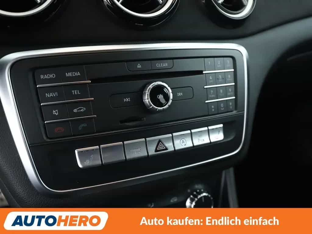 Mercedes-Benz A-Class 180 BlueEfficiency AMG Sport Aut.*NAVI*LED*PDC 01/2018-photo-21