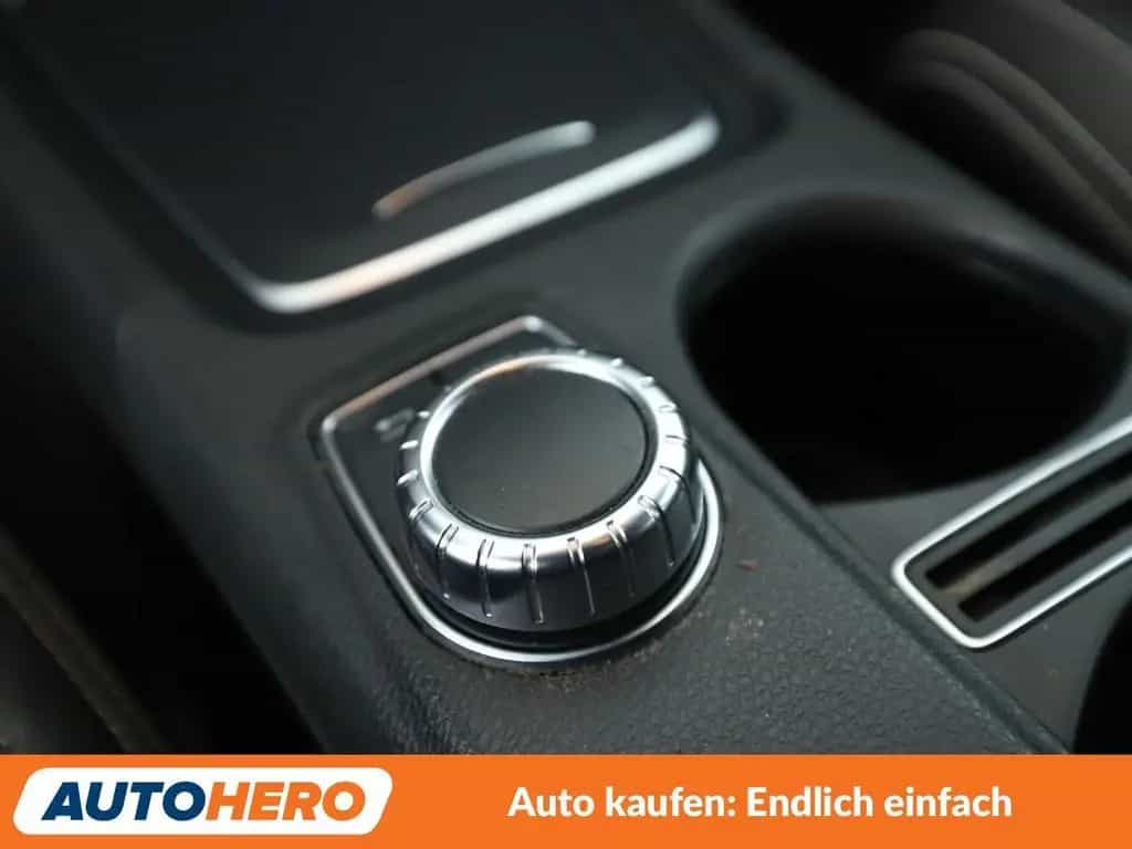 Mercedes-Benz A-Class 180 BlueEfficiency AMG Sport Aut.*NAVI*LED*PDC 01/2018-photo-23