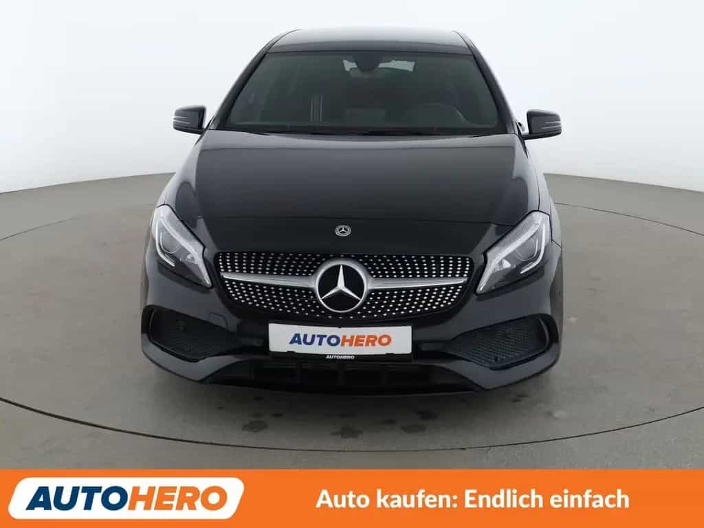 Mercedes-Benz A-Class 180 BlueEfficiency AMG Sport Aut.*NAVI*LED*PDC 01/2018-photo-8