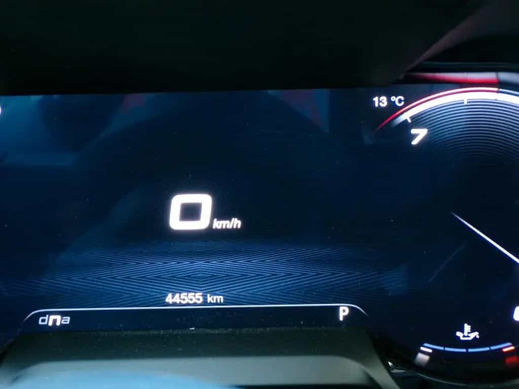Alfa Romeo Giulia Veloce Q4 Premium-Paket/Matrix-LED 09/2023-photo-15