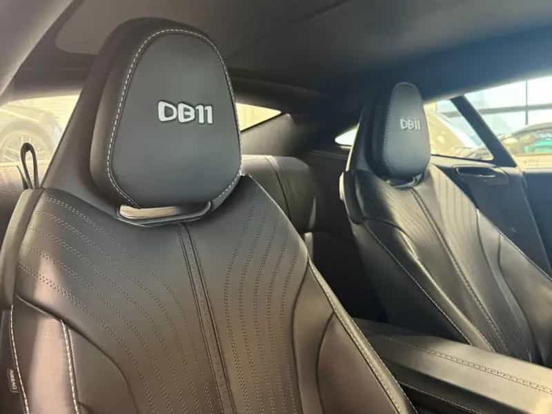 Aston Martin DB11 V12 Coupe 07/2017-photo-27