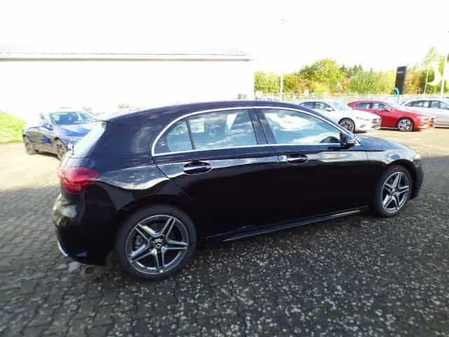 Mercedes-Benz A-Class 200 AMG Line Premium Standheizung AHK Burmeste 05/2024-photo-17