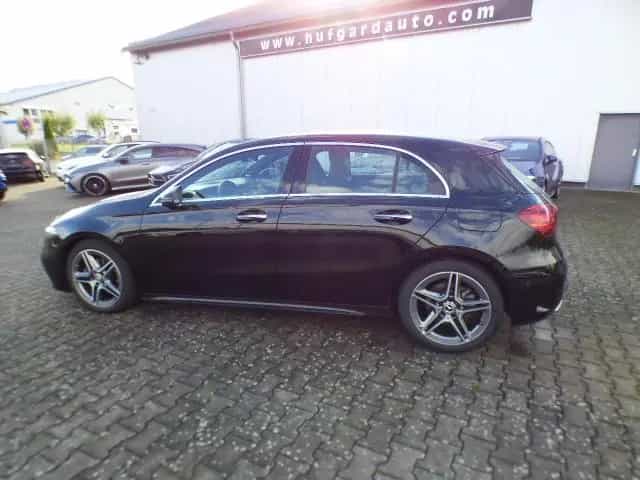 Mercedes-Benz A-Class 200 AMG Line Premium Standheizung AHK Burmeste 05/2024-photo-29