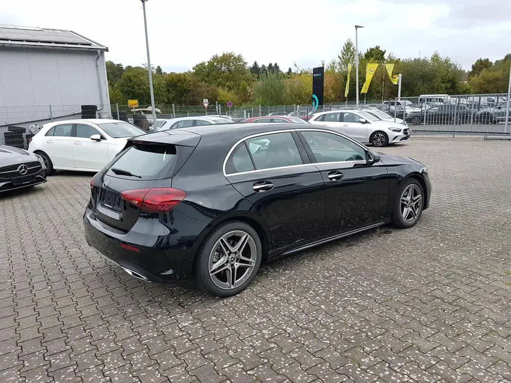 Mercedes-Benz A-Class 200 AMG Line Premium Standheizung AHK Burmeste 05/2024-photo-3